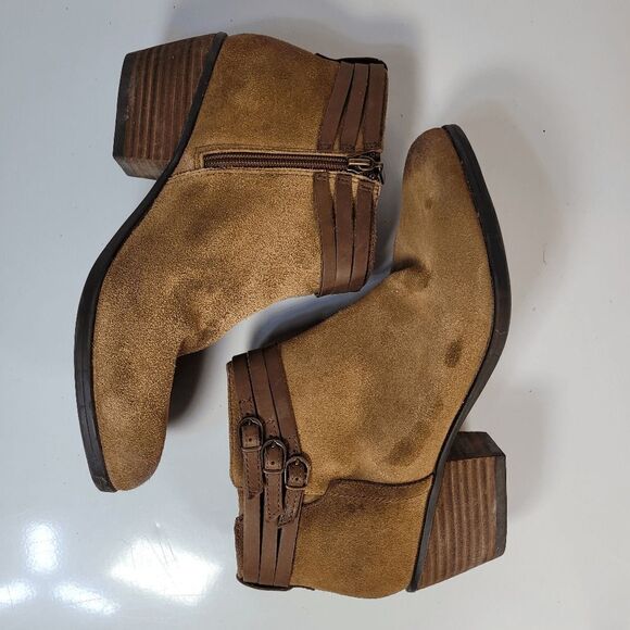 Clark’s Artisan Brown Suede Gelata Siena Booties Size 9 Block Heel - Picture 3 of 9